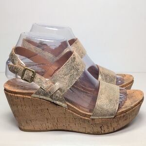 KORK-EASE Austin slingback gold metallic wedge platform sandals womans size 8